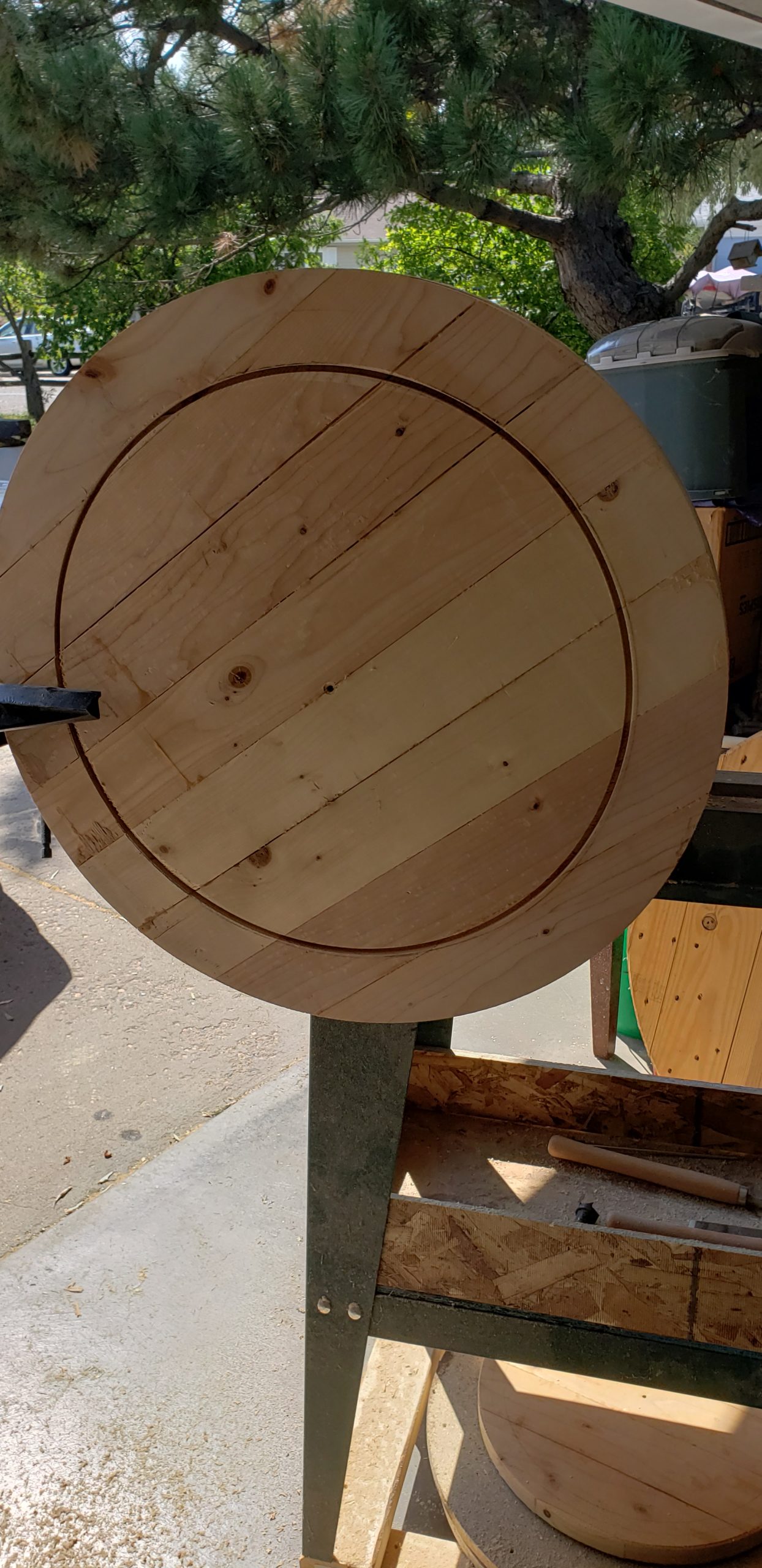 Cutting End table base