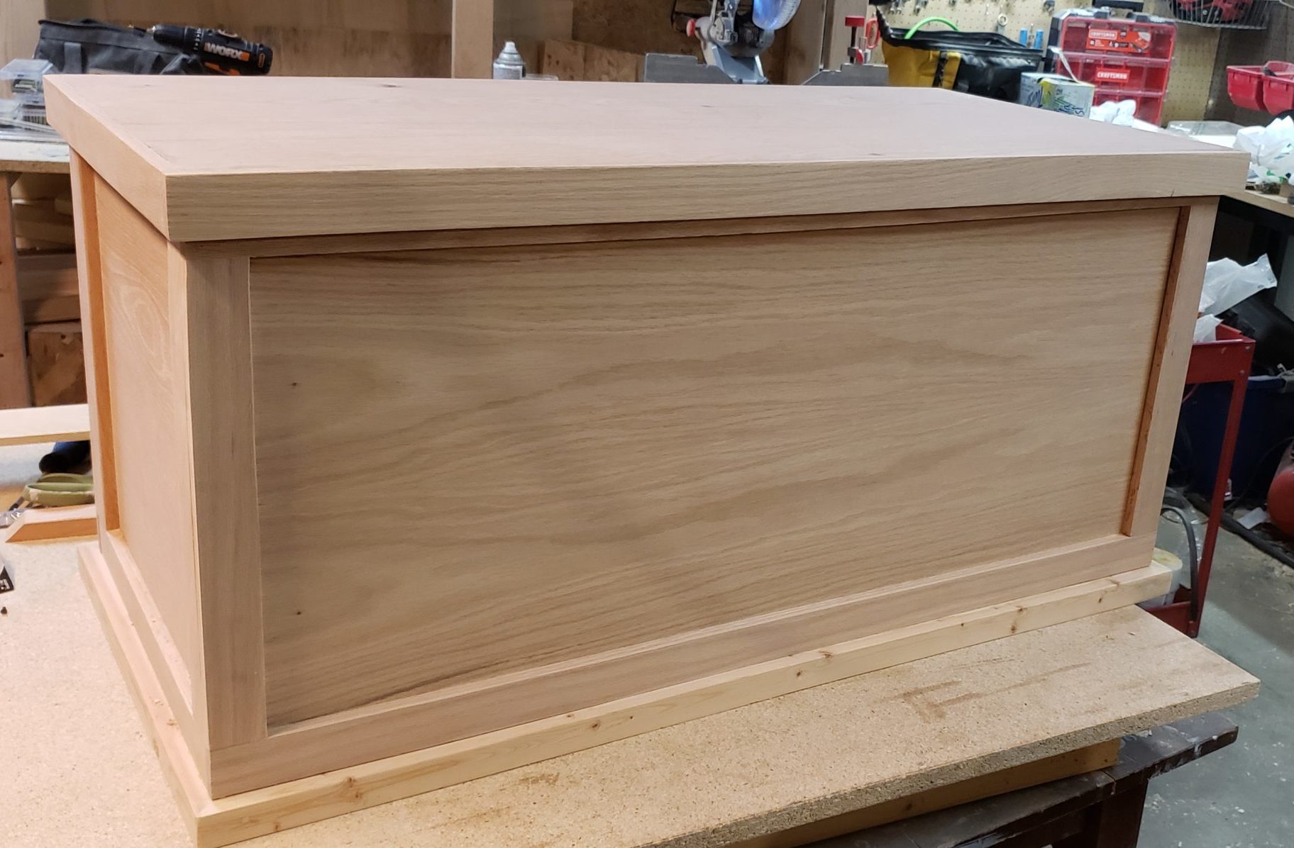 Oak Blanket trunk